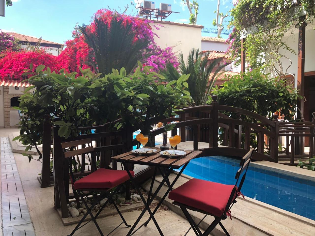 Hotel Karyatit Kaleici Antalya Exterior foto